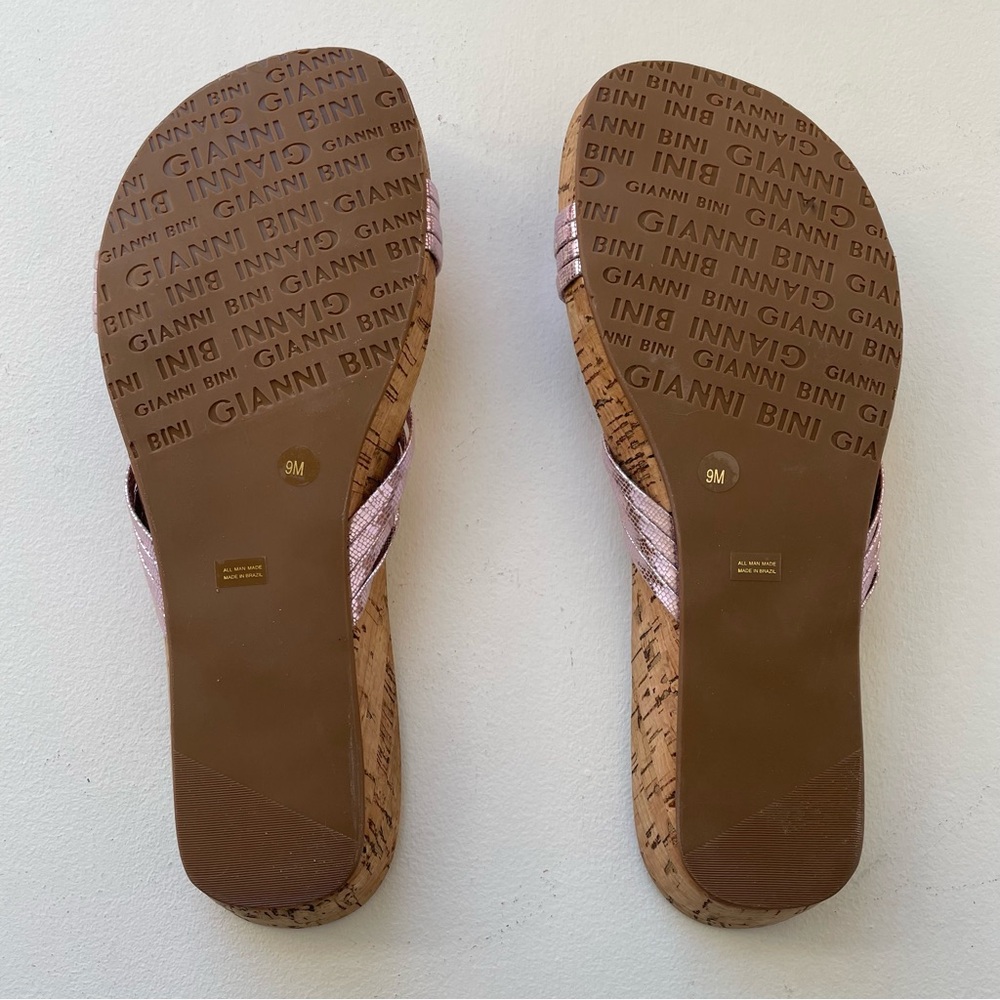 Gianni Bini Metallic Pink Open Toed Cork Sandal Size 9 - Picture 4 of 8